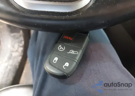 2022 Jeep Compass Latitude 4X4 from USA, damaged, VIN 3C4NJDBB9NT185247